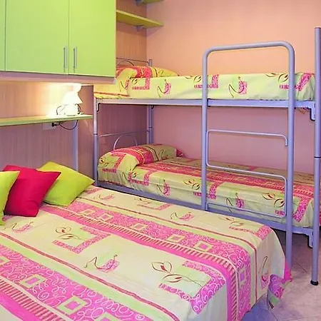 Paola, Ground-floor Flat, With Free Wi-fi, Parking, Terrace, And Town Centre Within Walking Distance * Bibione